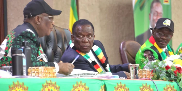 President-ED-Mnangagwa-VP-Chiwenga-VP-Kembo-Mohadi-OPC-1280px-t-750x375
